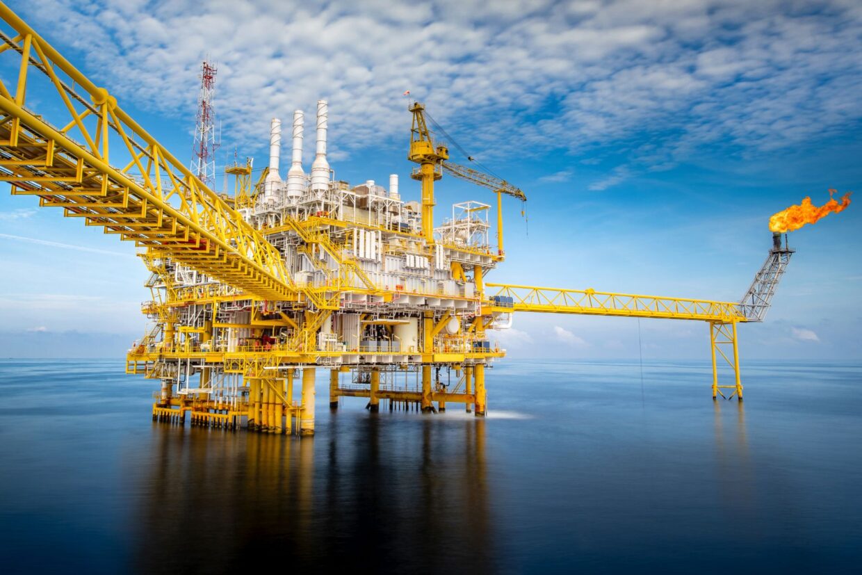 Leveraging Digital Twin and MBSE for Real-Time Simulation in Complex Oil and Gas Operations